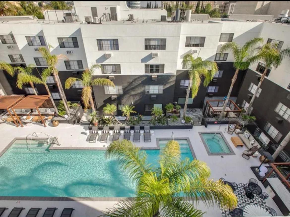 Entire Apartment + Parking Los Angeles Eksteriør bilde